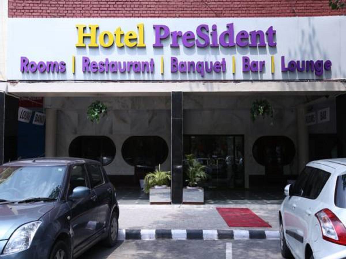 Hotel President Zirakpur Kültér fotó